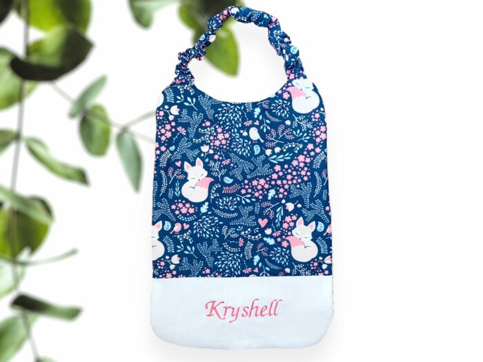 Bavoir maternelle personnalisé brodé prénom, Serviette de Cantine, 50 coloris – Image 9