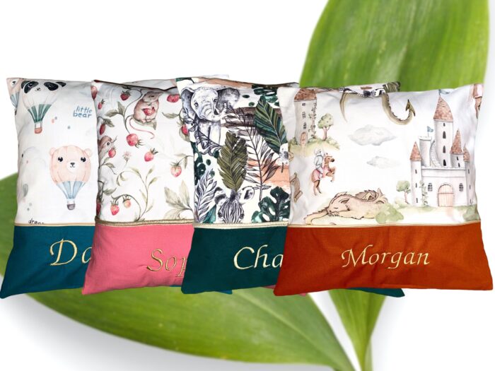 Coussin personnalisé prénom ou message, déhoussable, Animaux Fraises – Image 4