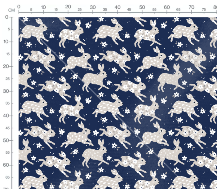 Tissu Imprimé Lapins Gris Fleurs Bleu, 7 tissus au choix – Image 3