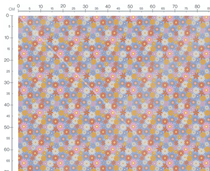 Tissu Imprimé Fleurs Joyeuses Bleu, 10 tissus au choix – Image 3